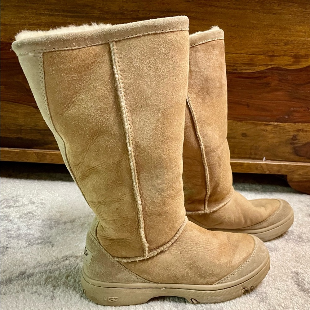 Ugg Womens Winter Snow Ultimate Tall II 5238 Mid Calf Round Toe Size 8 Rare